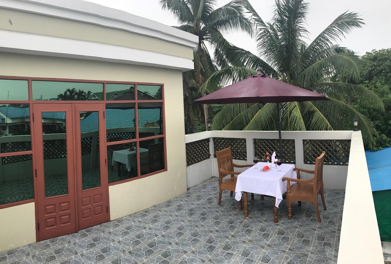 Ten Mile Hotel Yangon Exterior photo