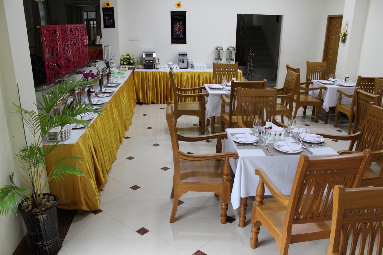 Ten Mile Hotel Yangon Exterior photo