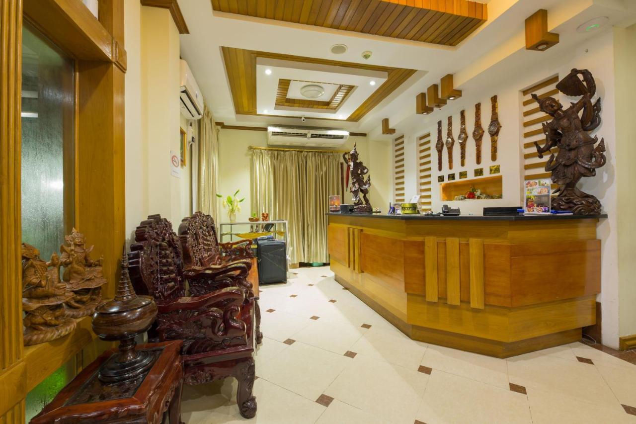 Ten Mile Hotel Yangon Exterior photo